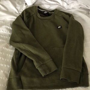 Nike sweatshirt